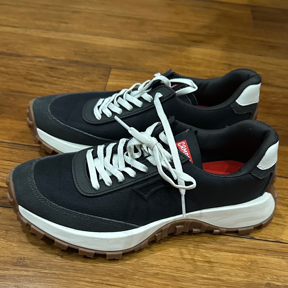 Drift Trail Camper Vibram Black and White woMen's Sneakers